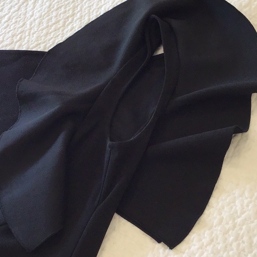 Black One-Shoulder Top - Picture 4 of 6